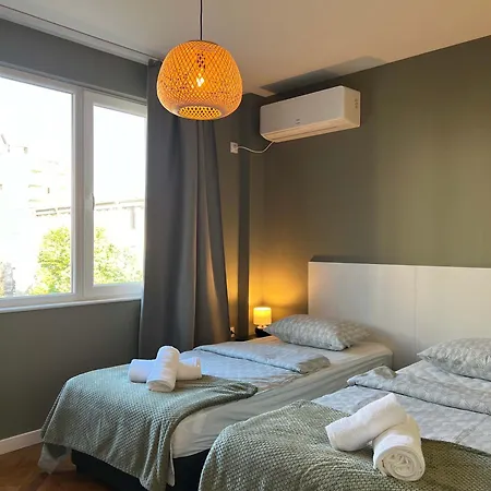 Top-floor 2bd With Terrace In The Heart Of By Flat Manаger Διαμέρισμα