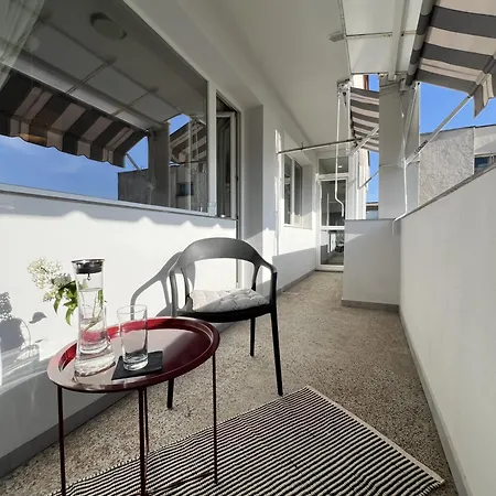 Апартамент Top-floor 2bd With Terrace In The Heart Of By Flat Manаger