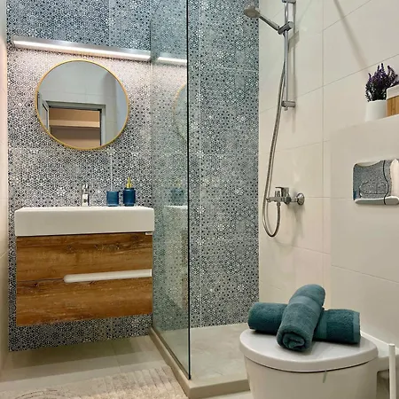 Top-floor 2bd With Terrace In The Heart Of By Flat Manаger